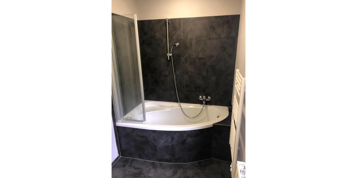 Erdgeschoßwohnung Suhl Aue 1 - 3 Zimmer, 70 m&sup2;, 565&euro; | Angebot:26687838