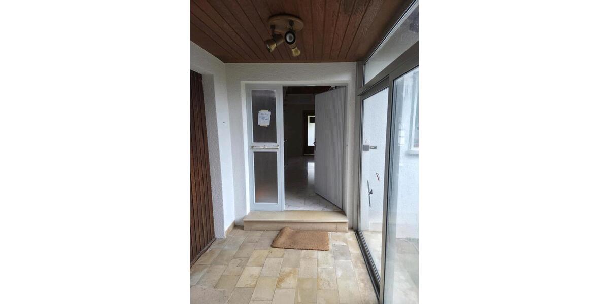 Etagenwohnung Petersberg - 1 Zimmer, 30 m&sup2;, 509&euro; | Angebot:26698322