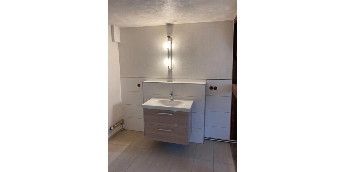 Etagenwohnung Bad Hersfeld - 2 Zimmer, 75 m&sup2;, 795&euro; | Angebot:26395137