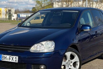 VW Golf 323.000 km 2.700 &euro; Ötigheim 76470