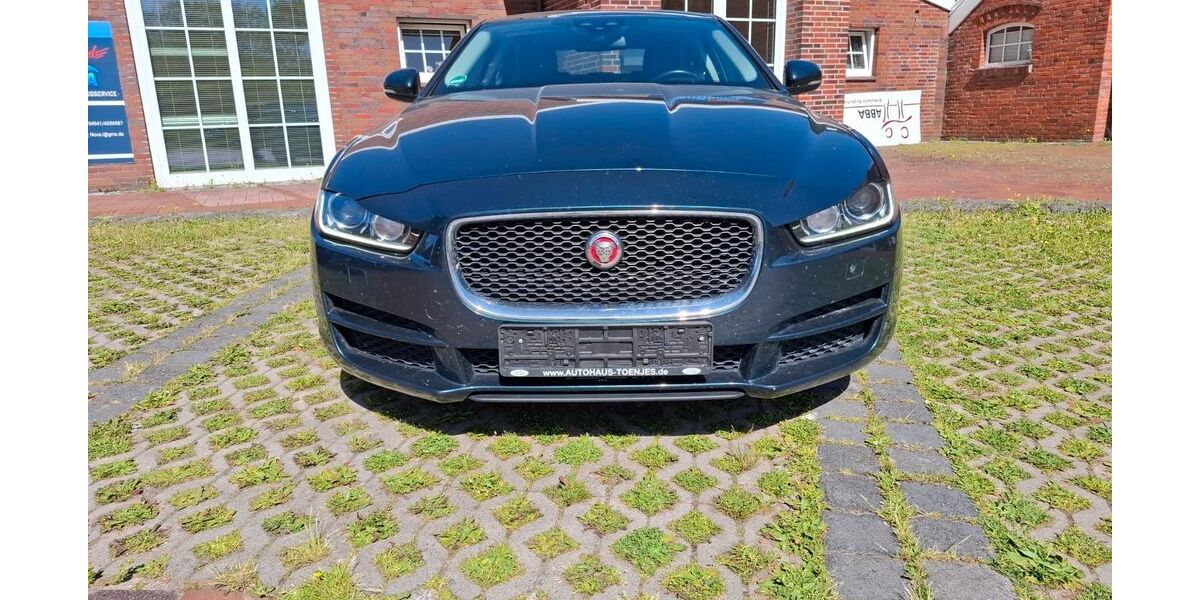 Jaguar XE 142.744 km 11.100 &euro; Aurich 26605