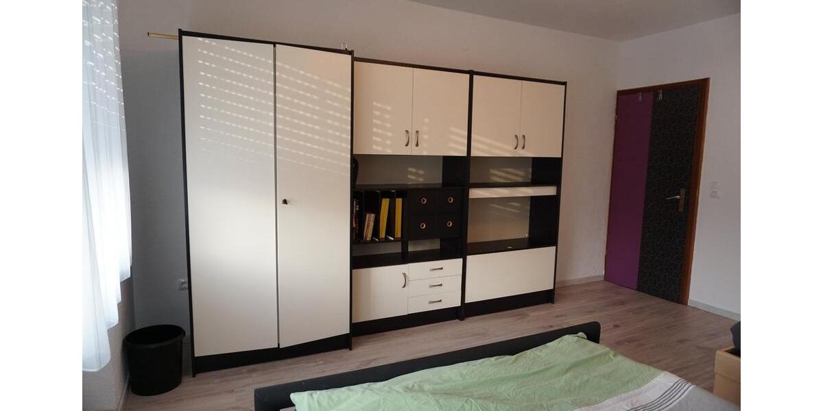Reihenhaus Schwalbach - 3 Zimmer, 140 m&sup2;, 290.000&euro; | Angebot:26802296