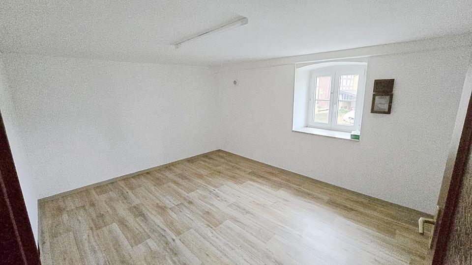 Mehrfamilienhaus, Wohnhaus Scheßlitz - 18 Zimmer, 240 m&sup2;, 125.000&euro; | Angebot:27428765
