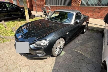 Fiat 124 Spider 98.500 km 17.499 € Hamburg 22303