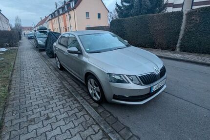 Skoda Octavia 73.000 km 12.500 &euro; Böhlen 04564