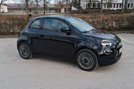 Fiat 500e 22.555 km 19.990 &euro; Neusäß 86356