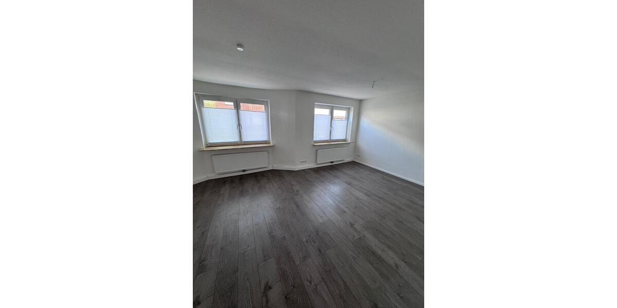 Erdgeschoßwohnung Delmenhorst Düsternort - 2.5 Zimmer, 70 m&sup2;, 740&euro; | Angebot:26038302