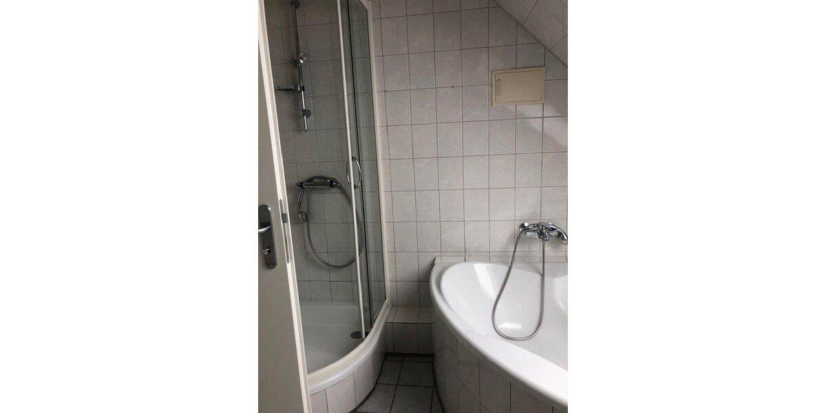 Dachgeschoßwohnung Braunschweig Wabe-Schunter-Beberbach - 2 Zimmer, 100 m&sup2;, 850&euro; | Angebot:26209878