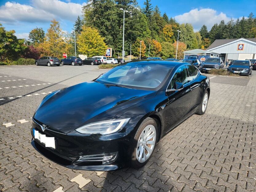 Tesla Model S 200.500 km 19.200 € Glashütten 61479