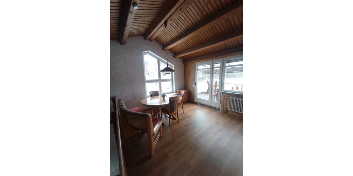 Erdgeschoßwohnung Ingolstadt Nordost - 7 Zimmer, 10 m&sup2;, 345&euro; | Angebot:26272771