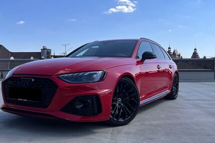 Audi RS4 71.000 km 58.999 &euro; Sailauf 63877