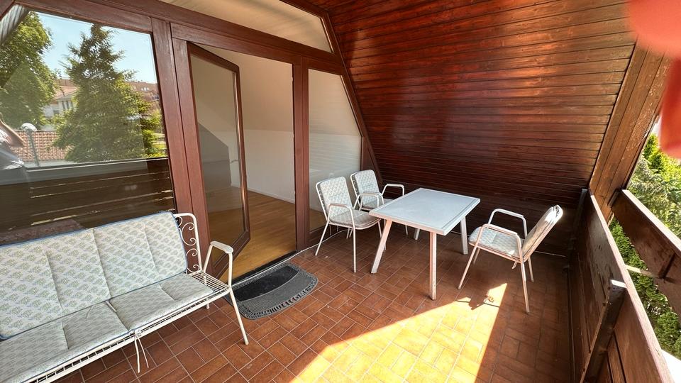 Dachgeschoßwohnung Seelze - 3 Zimmer, 87 m&sup2;, 850&euro; | Angebot:25523910