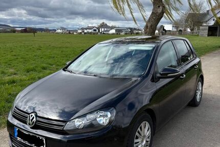 VW Golf 163.150 km 5.299 &euro; Buch 56290