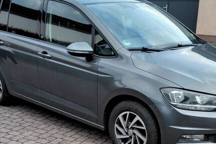 VW Touran 159.500 km 15.200 &euro; Brandscheid 54608