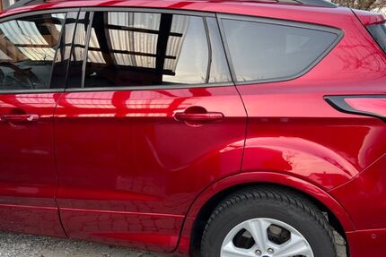 Ford Kuga 122.000 km 15.999 &euro; Mutlangen 73557