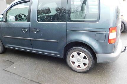 VW Caddy 353.322 km 2.350 &euro; Lichtenfels 96215