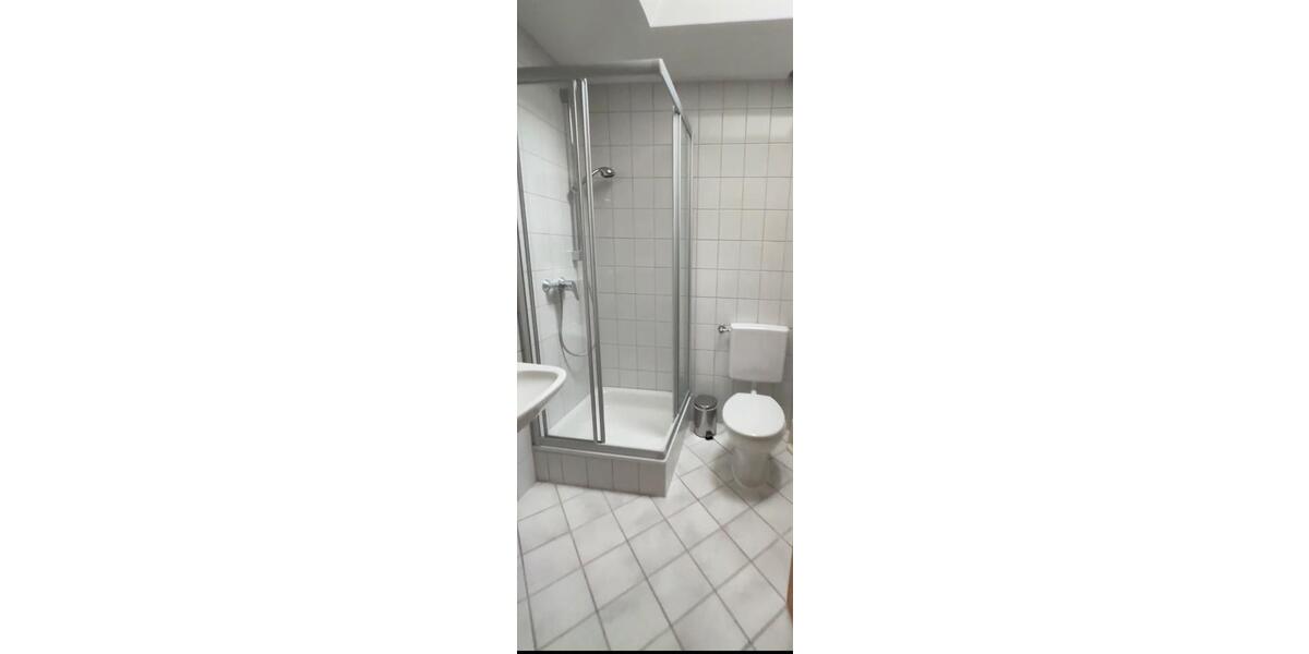 Etagenwohnung Rinteln - 3 Zimmer, 70 m&sup2;, 440&euro; | Angebot:26377899