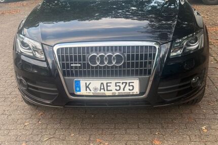 Audi Q5 136.000 km 13.490 € Düsseldorf 40215