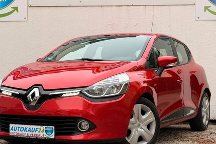 Renault Clio 82.027 km 6.990 &euro; München 80807