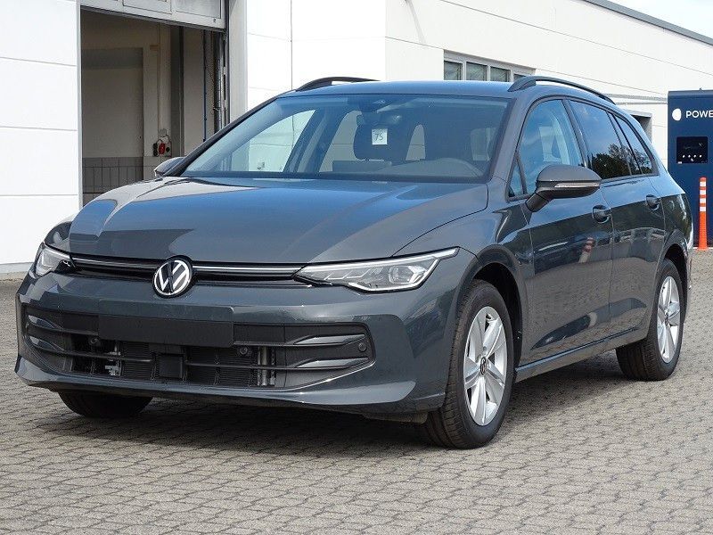VW Golf 4.000 km 29.490 € Meißen 01662