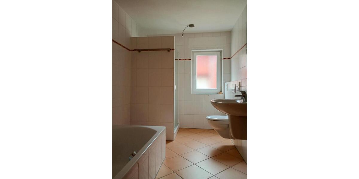 Erdgeschoßwohnung Tawern - 3 Zimmer, 105 m&sup2;, 900&euro; | Angebot:25145656