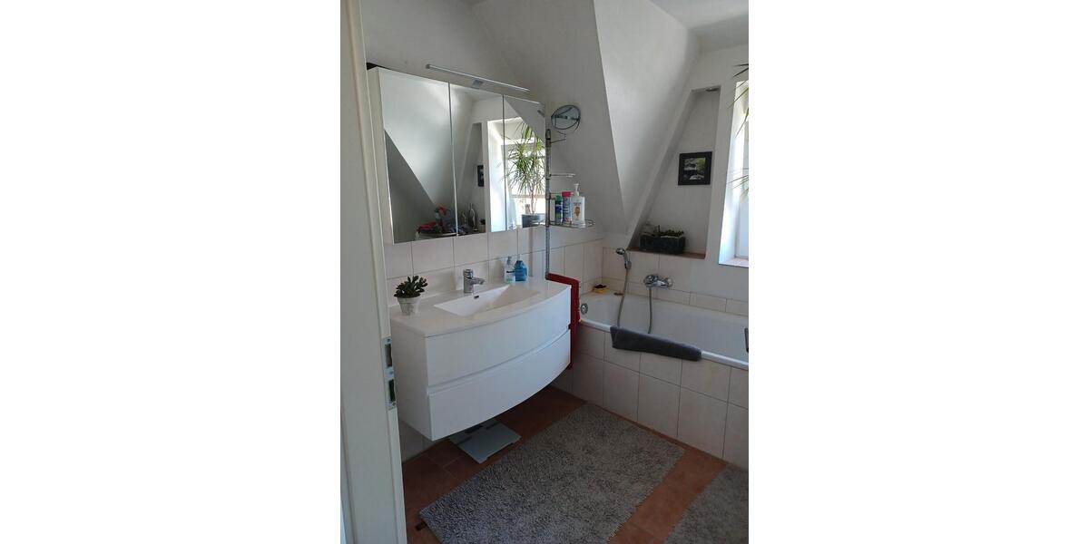 Wohnen auf Zeit Dortmund Huckarde - 25 Zimmer, 200 m&sup2;, 555&euro; | Angebot:26409433