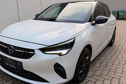 Opel Corsa 67.200 km 9.990 &euro; Hamburg 21149