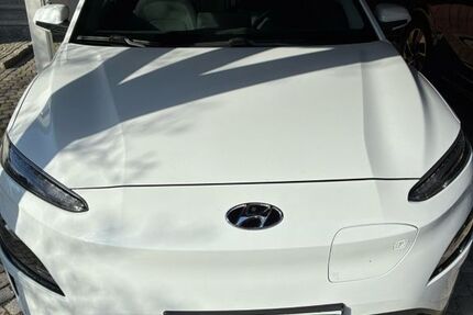 Hyundai KONA Elektro 33.660 km 18.300 &euro; Kamenz 01917