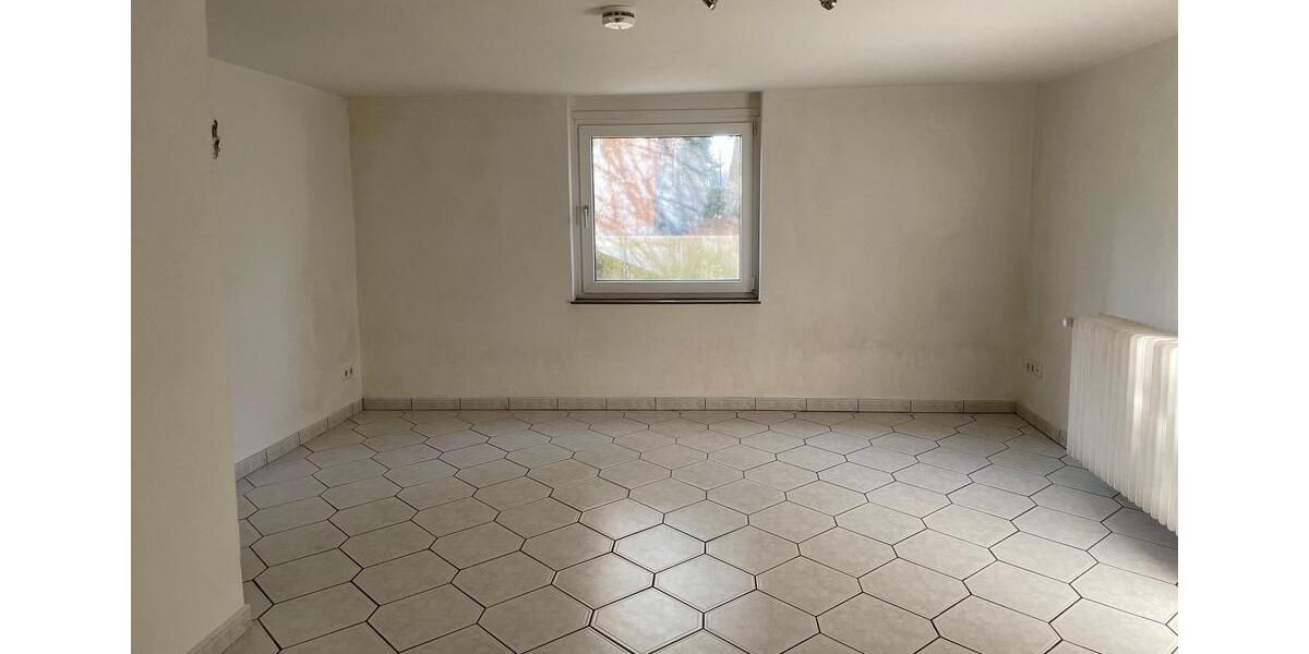 5-Zimmerwohnung mit Balkon, Garten und Garage mit direktem Zugang zur Wohnung 5 zimmer