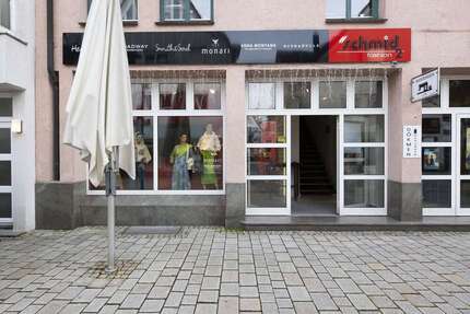 Einzelhandel in Metzingen 1.300 € 142 m² zimmer