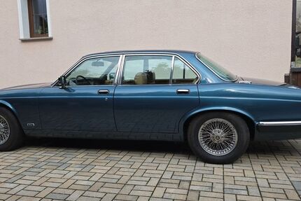 Jaguar XJ6 174.000 km 12.500 € Am Mellensee 15835