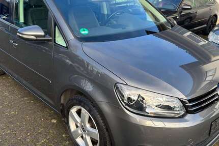 VW Touran 243.300 km 6.500 &euro; Eigeltingen-Heudorf 78253