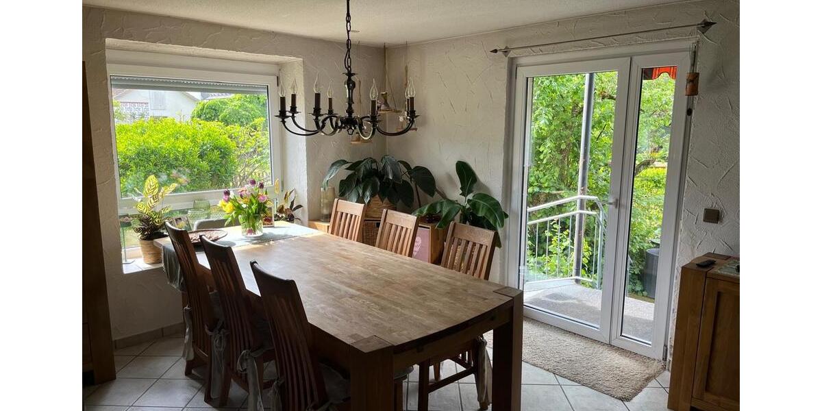 Einfamilienhaus Radolfzell am Bodensee - 6 Zimmer, 120 m&sup2;, 420.000&euro; | Angebot:26530236