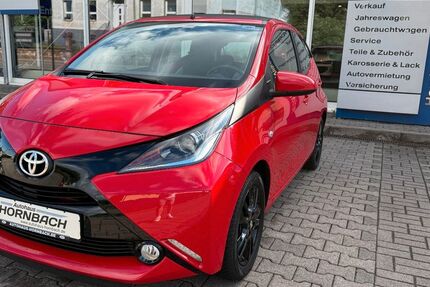 Toyota Aygo (X) 40.900 km 10.990 € Hornbach 66500