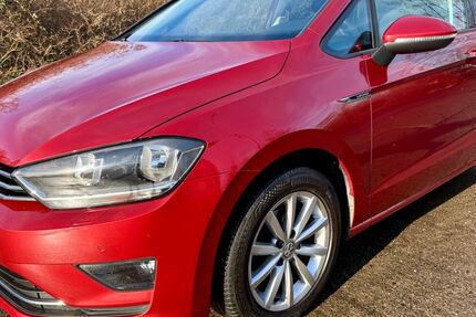 VW Golf Sportsvan 98.000 km 11.499 &euro; Halle-Neustadt 06124