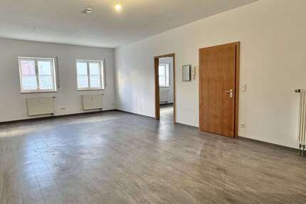 Wohnung Ingolstadt - 3 Zimmer, 84 m&sup2;, 920&euro; | Angebot:26699390
