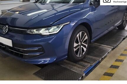 VW Golf 8.728 km 25.950 &euro; Chemnitz 09113