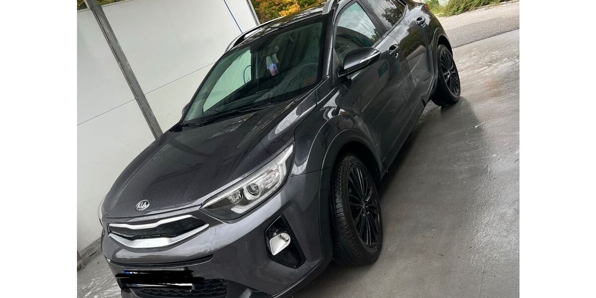 Kia Stonic 92.000 km 11.500 &euro; Laaber 93164