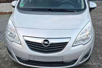 Opel Meriva 190.000 km 3.000 &euro; Frankfurt am Main 65929