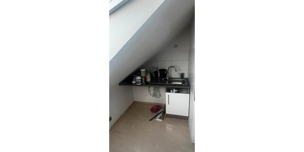 Dachgeschoßwohnung Bremen Burglesum - 2.5 Zimmer, 45 m&sup2;, 670&euro; | Angebot:26316224