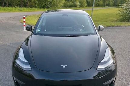 Tesla Model 3 148.000 km 21.500 &euro; Bremen 28197