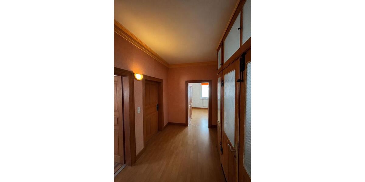 Etagenwohnung Bad Urach - 4 Zimmer, 100 m&sup2;, 990&euro; | Angebot:26611008