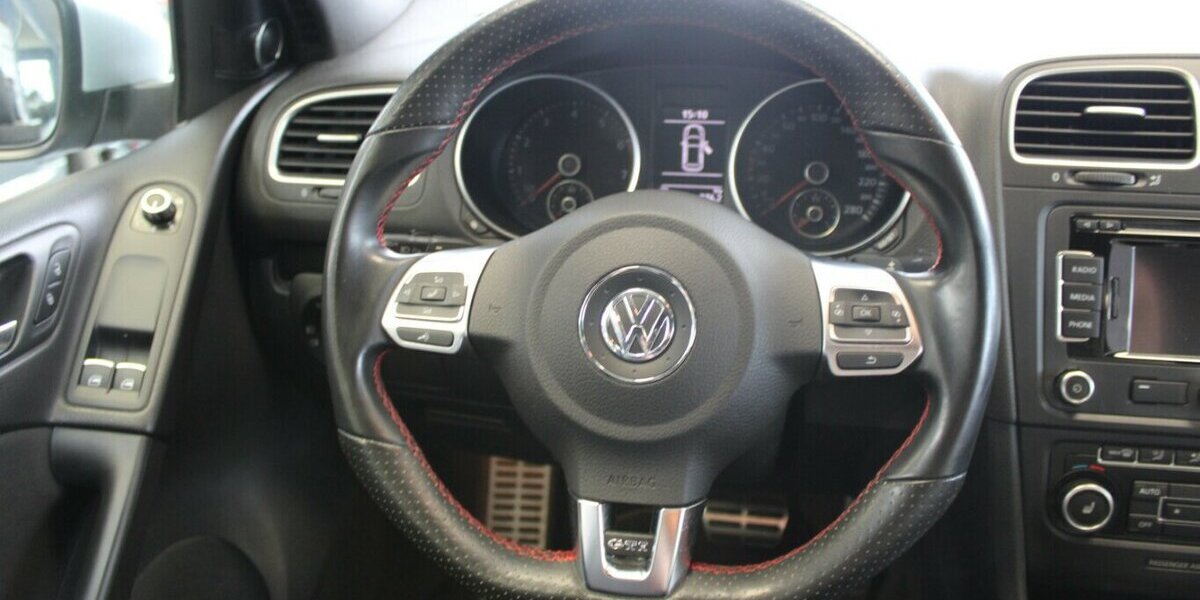 VW Golf 2.0 GTI DSG 101.082 km 12.980 &euro; Euskirchen 53881