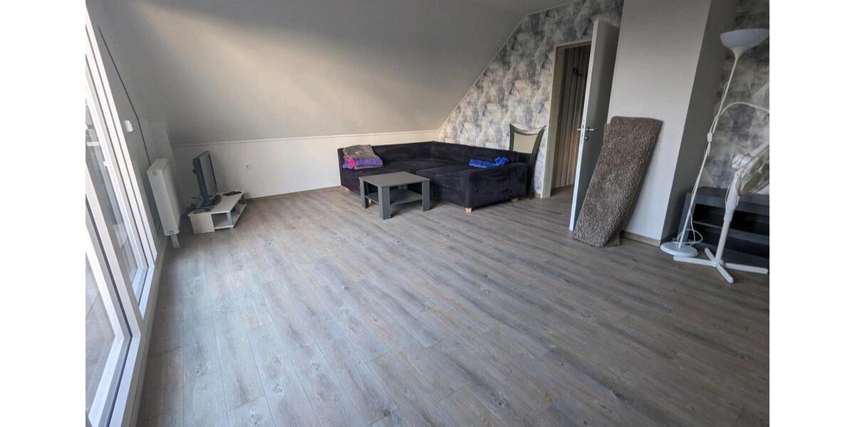 Dachgeschoßwohnung Westoverledingen - 1 Zimmer, 50 m&sup2;, 740&euro; | Angebot:25421693