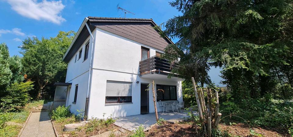Einfamilienhaus Niedernhausen - 6 Zimmer, 155 m&sup2;, 3.000&euro; | Angebot:24980995