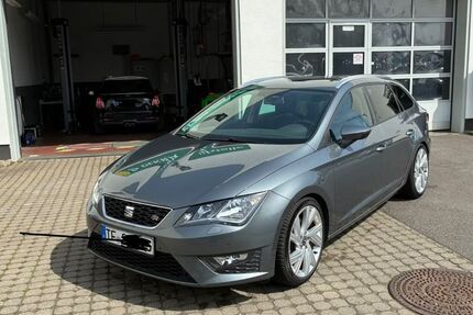 Seat Leon 119.999 km 12.700 &euro; Zossen 15806