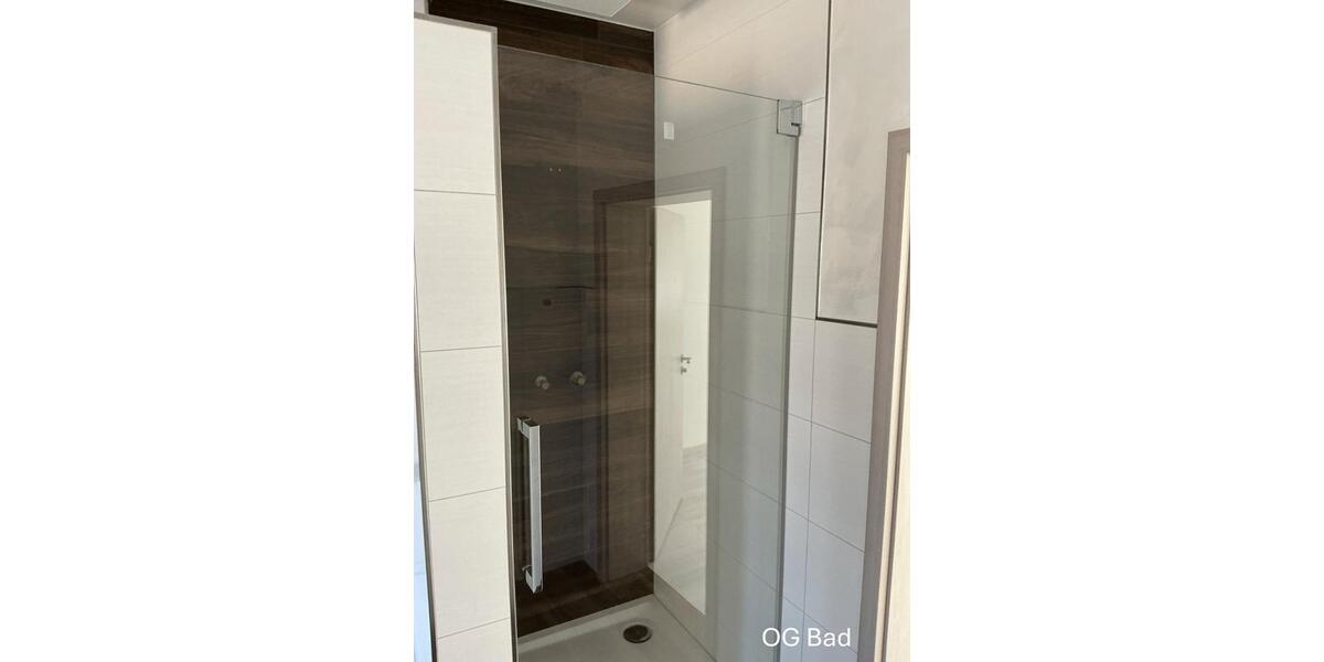 Einfamilienhaus Schleusingen - 9 Zimmer, 200 m&sup2;, 89.000&euro; | Angebot:26478260
