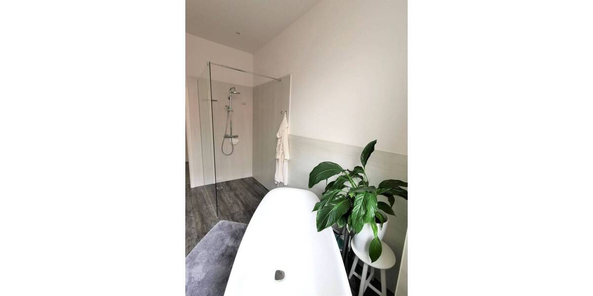 Etagenwohnung Eisenach - 3 Zimmer, 135 m&sup2;, 279.000&euro; | Angebot:26187774