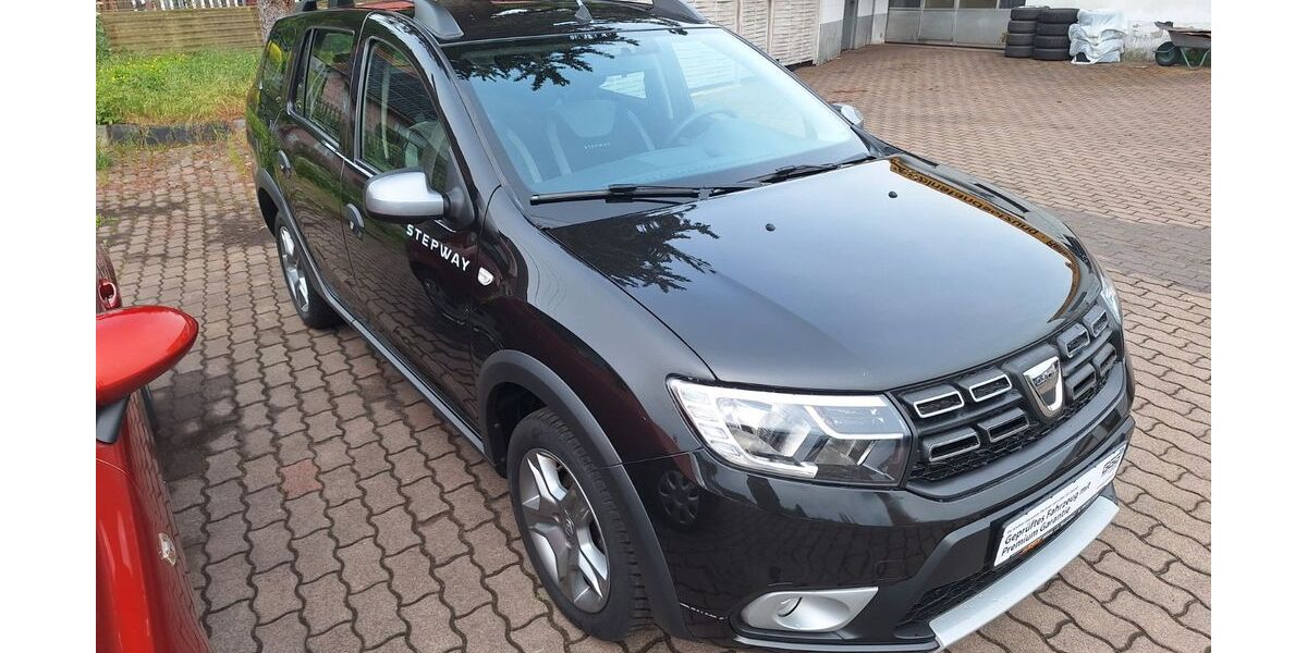 Dacia Logan 43.908 km 11.990 &euro; Hergisdorf 06313