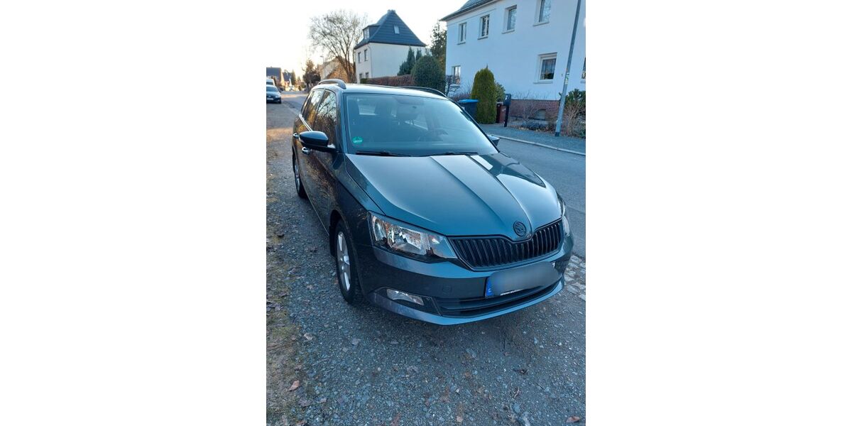 Skoda Fabia 104.385 km 9.500 &euro; CHEMNITZ 09128